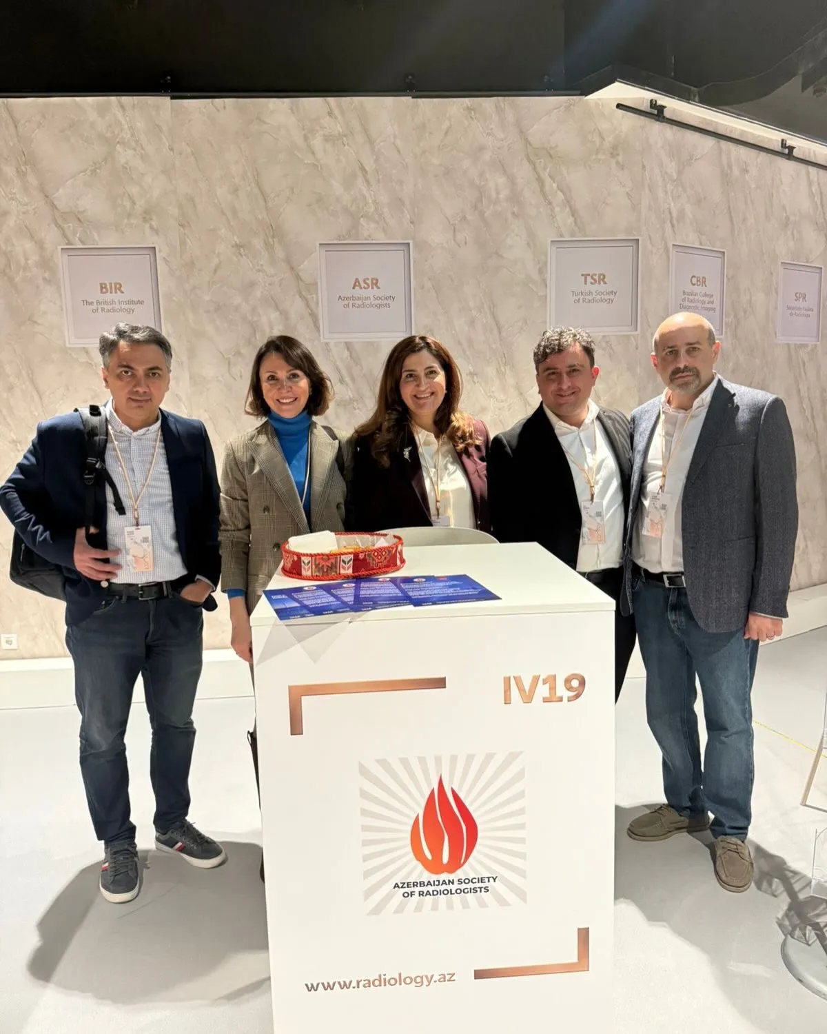 Tibb üzrə Fəlsəfə Doktoru Aydın Mirzəyev Avstriyanın paytaxtı Vyana şəhərində keçirilən Avropa Radioloqlar Cəmiyyətinin illik konqresində (ECR 2026) 