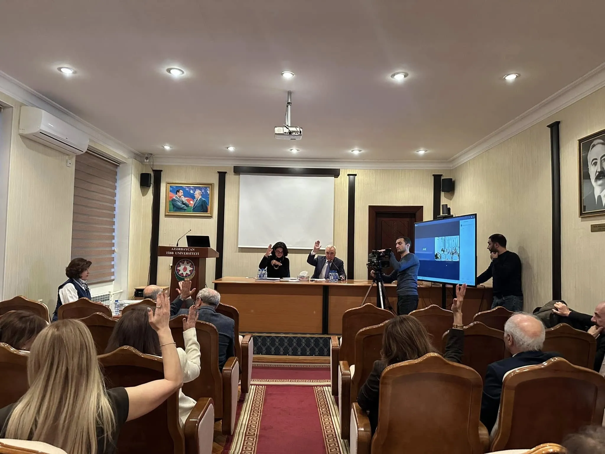 Diaqnoz Tibb Mərkəzinin Terapevt-Hepatoloqu Sevinc Abasova Tibb üzrə Fəlsəfə Doktoru elmi dərəcəsinə layiq görülüb