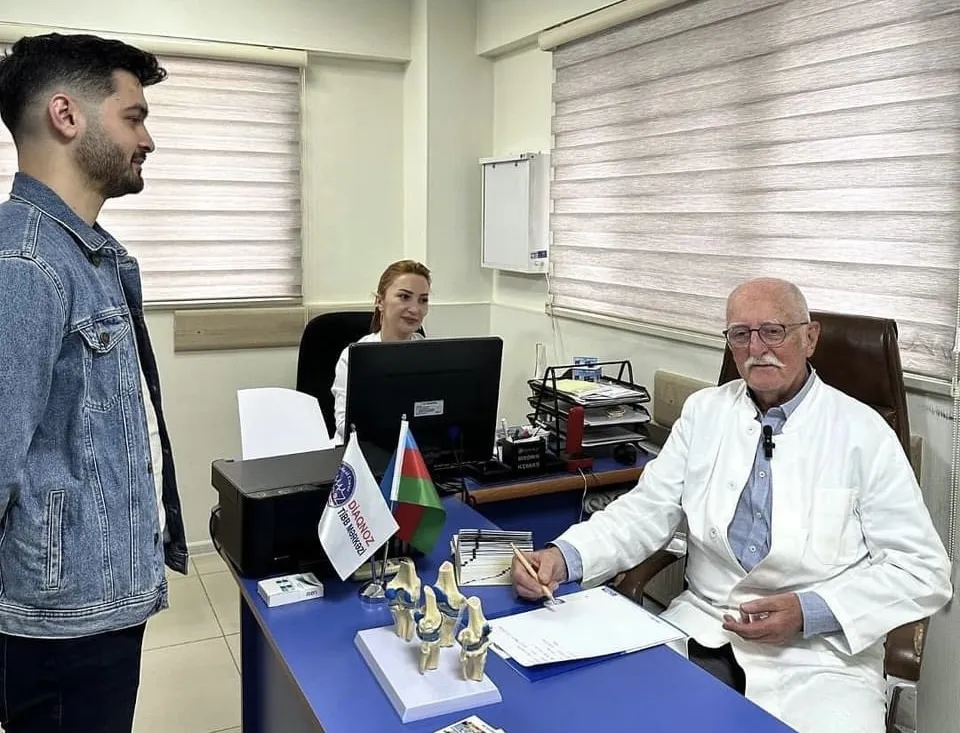 Almaniyalı professor Diaqnoz Tibb Mərkəzində