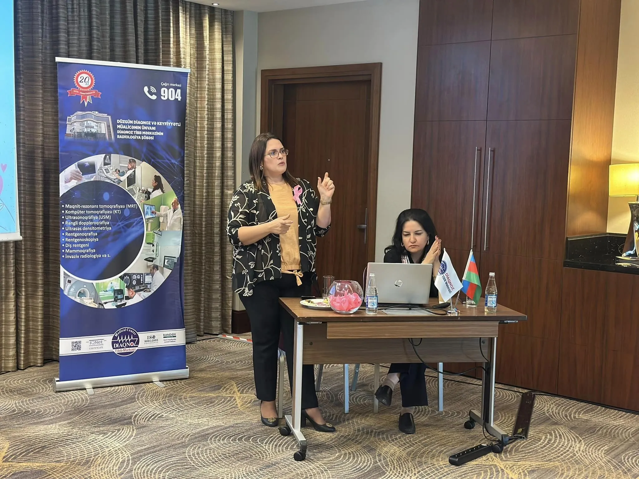 “Hilton Baku” otelinin əməkdaşlarına maarifləndirmə aksiyası